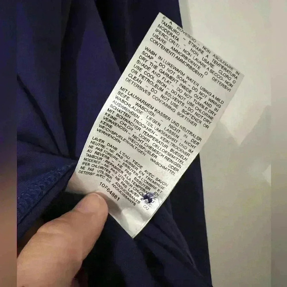 - Chervo long sleeve polo size 50 (M) bio sun block (J108) - Picture 4 of 9